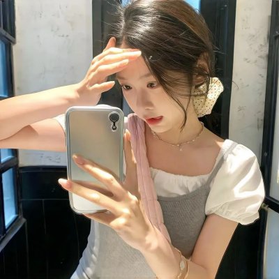 校草是女生